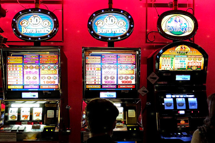 2007 2008 5 reel slot machines